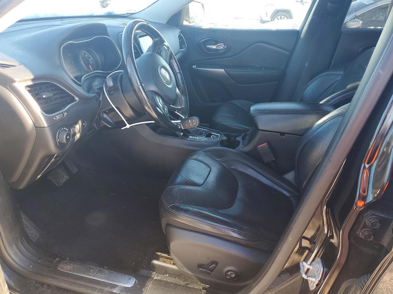 2019 JEEP CHEROKEE