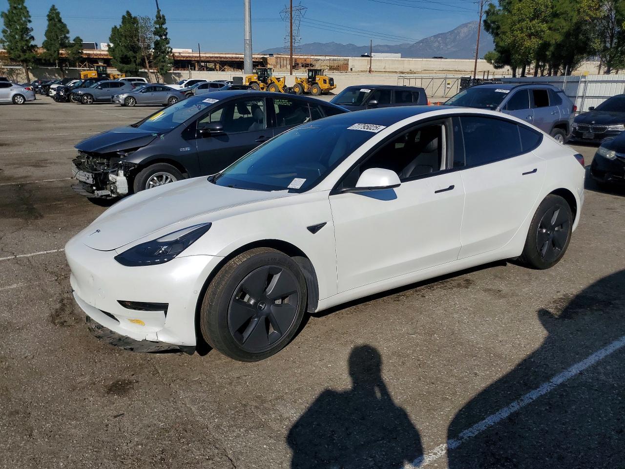 2021 TESLA MODEL 3