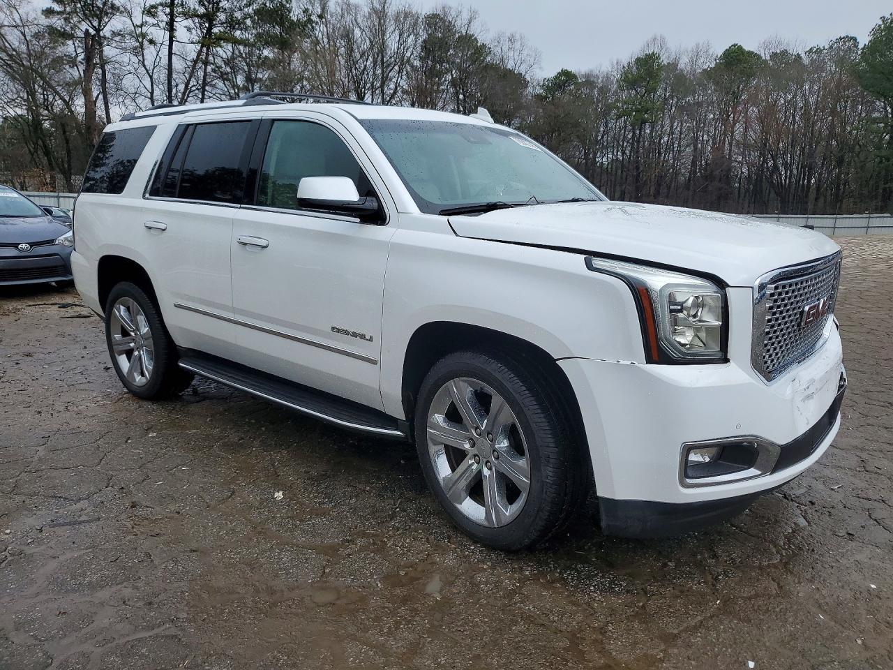 2017 GMC Yukon