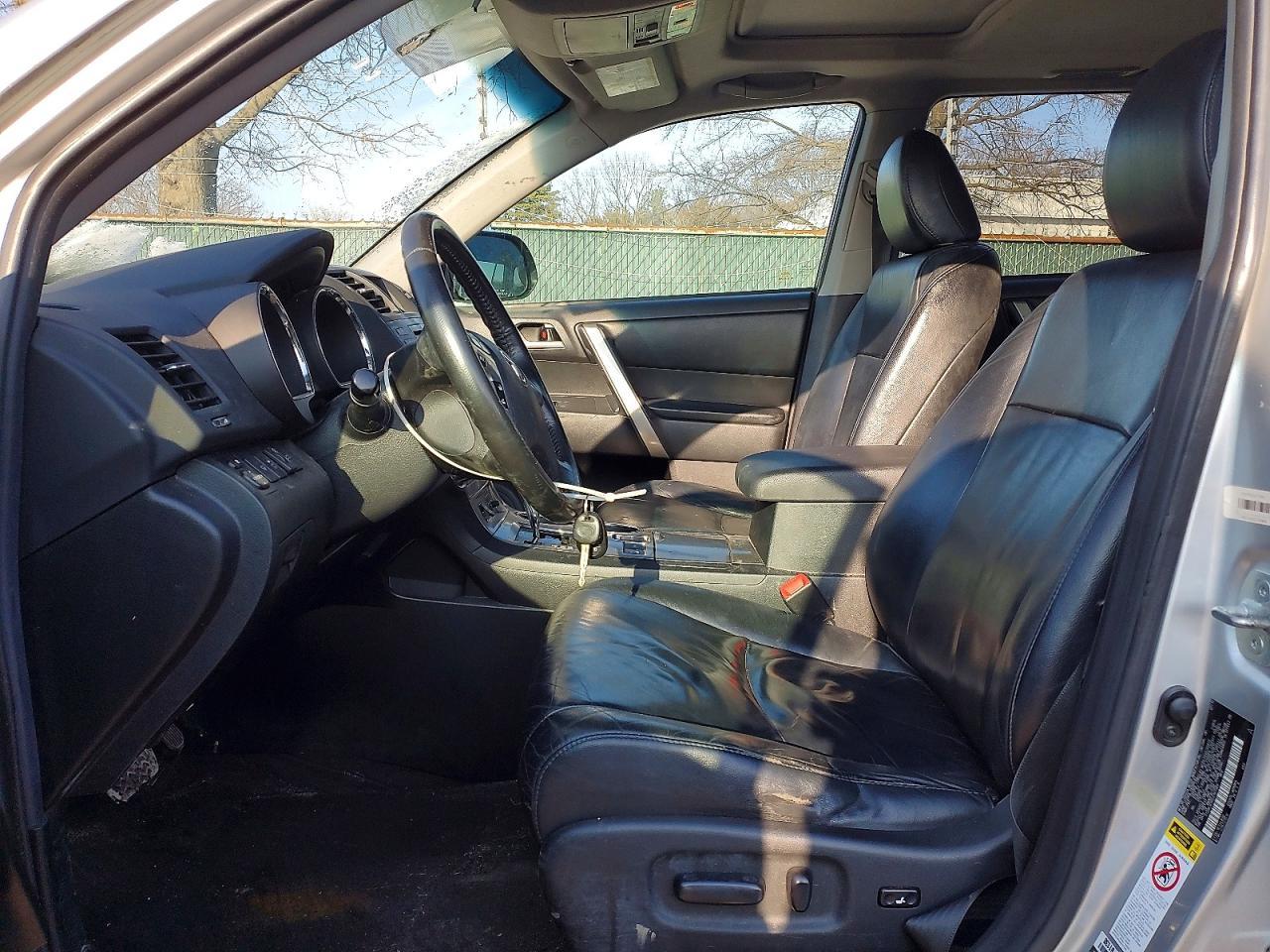 2012 TOYOTA HIGHLANDER