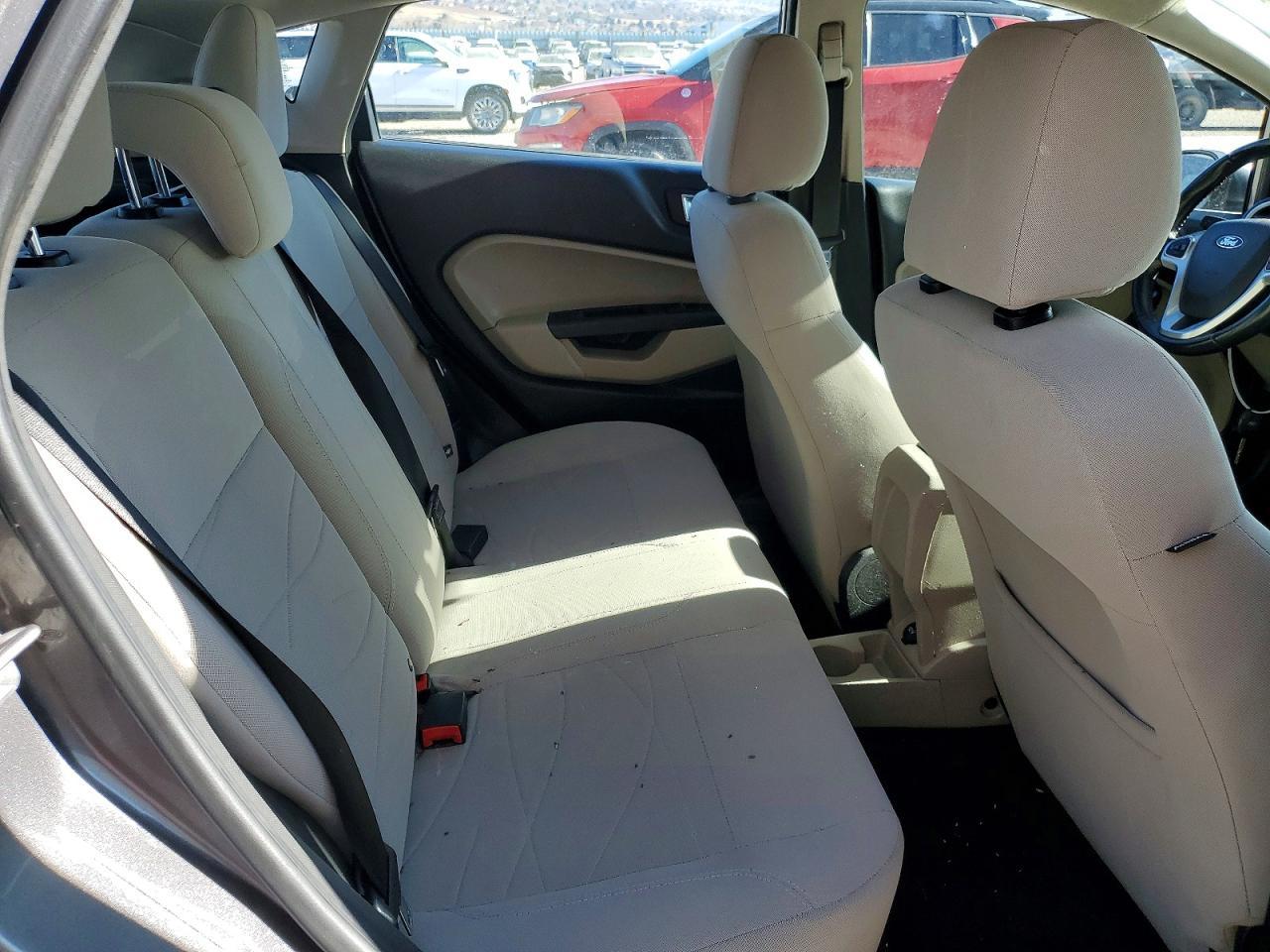 2014 FORD Fiesta