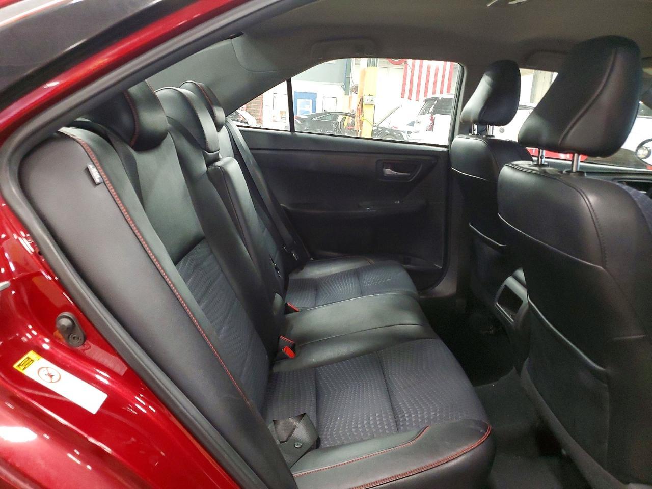 2015 TOYOTA CAMRY