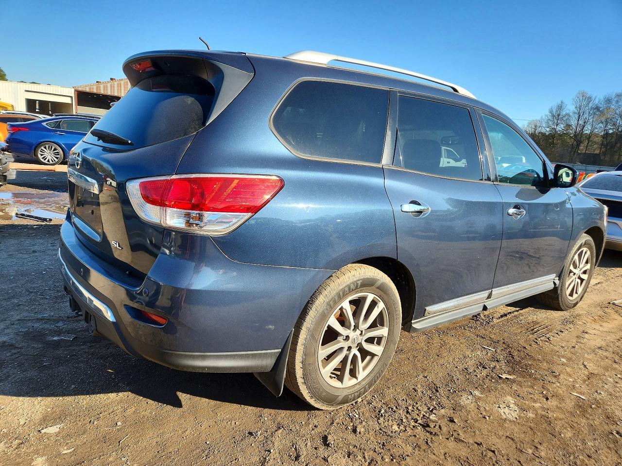 2014 NISSAN PATHFINDER