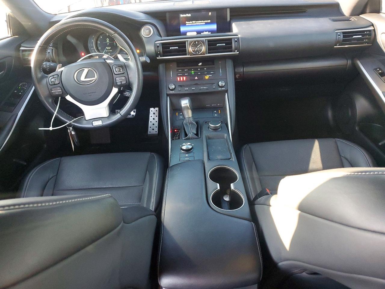 2019 LEXUS IS 300