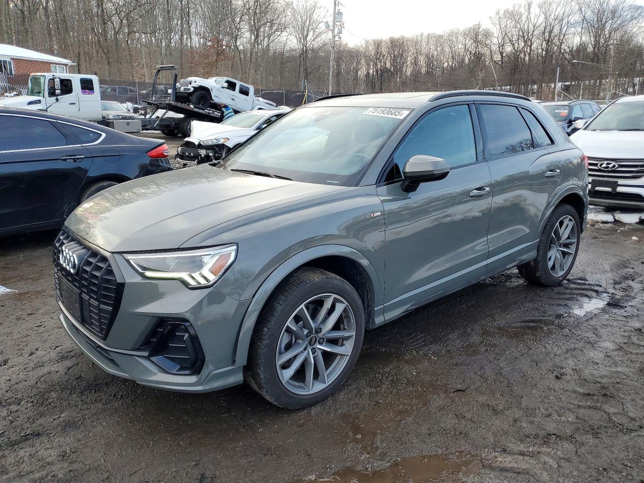 2024 AUDI Q3