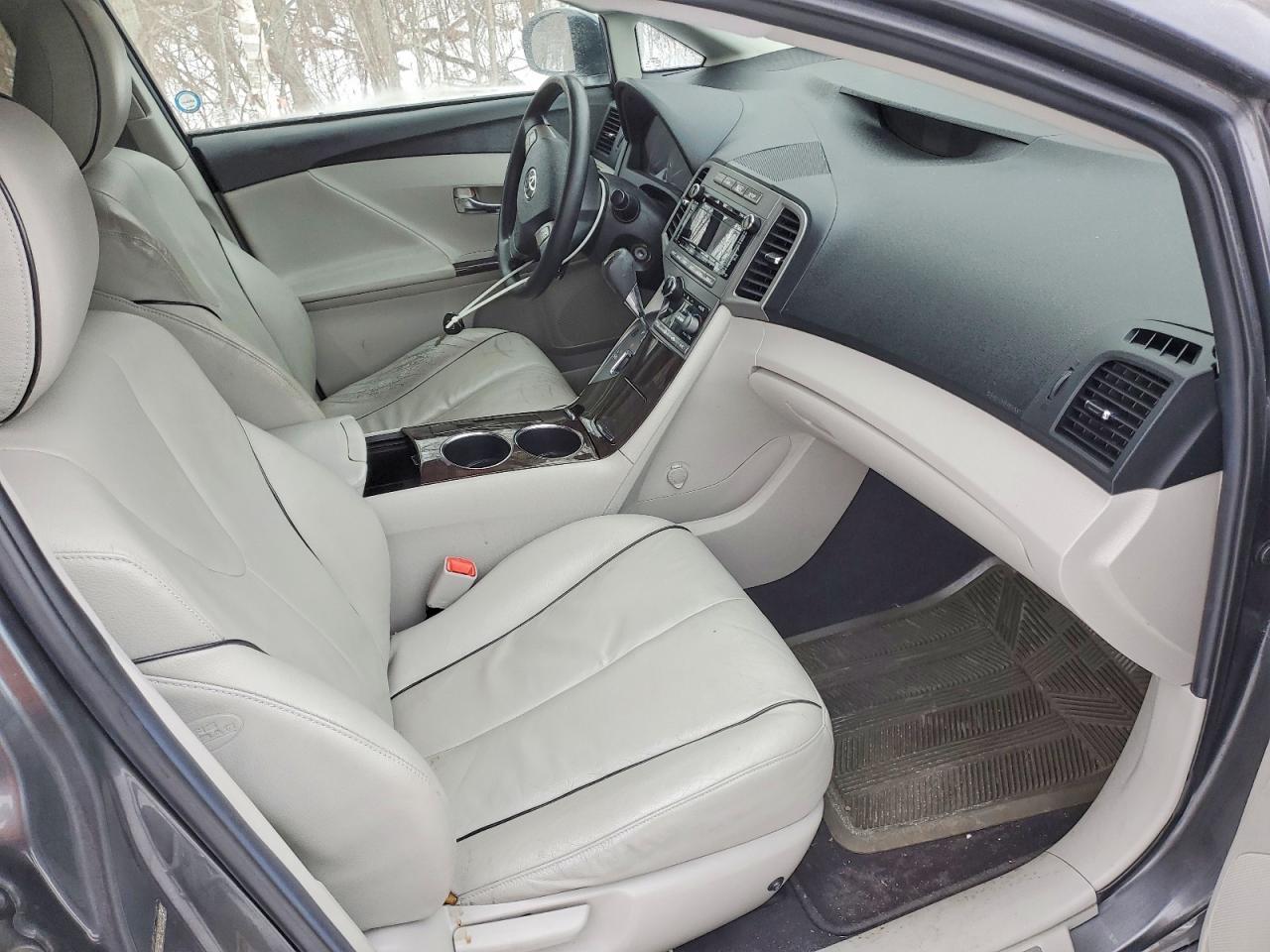2010 TOYOTA VENZA