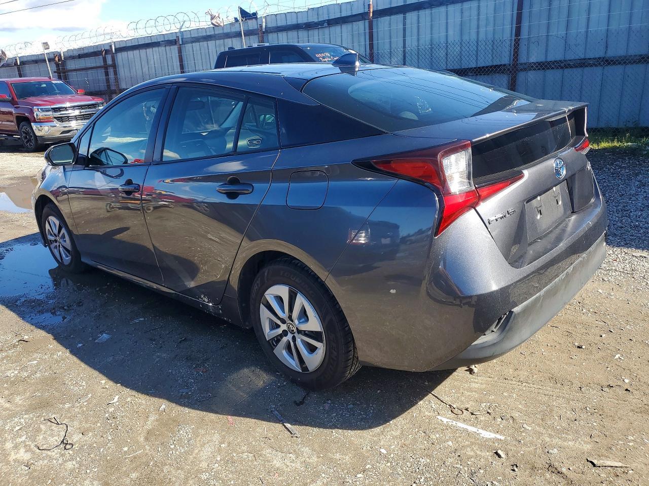2022 TOYOTA PRIUS
