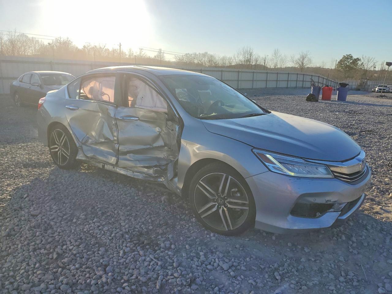 2017 HONDA ACCORD