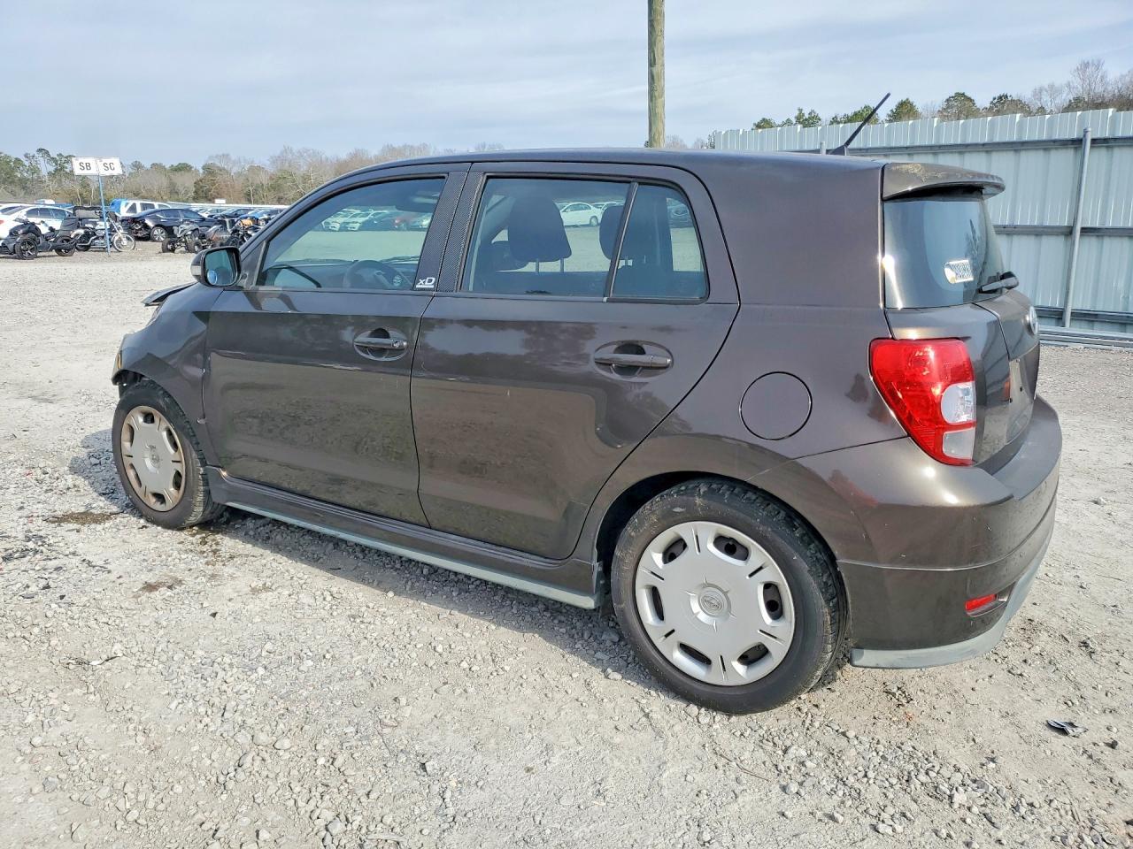 2011 TOYOTA SCION