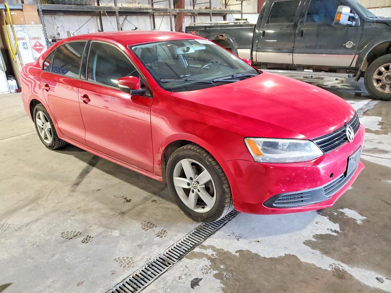 2012 VOLKSWAGEN JETTA