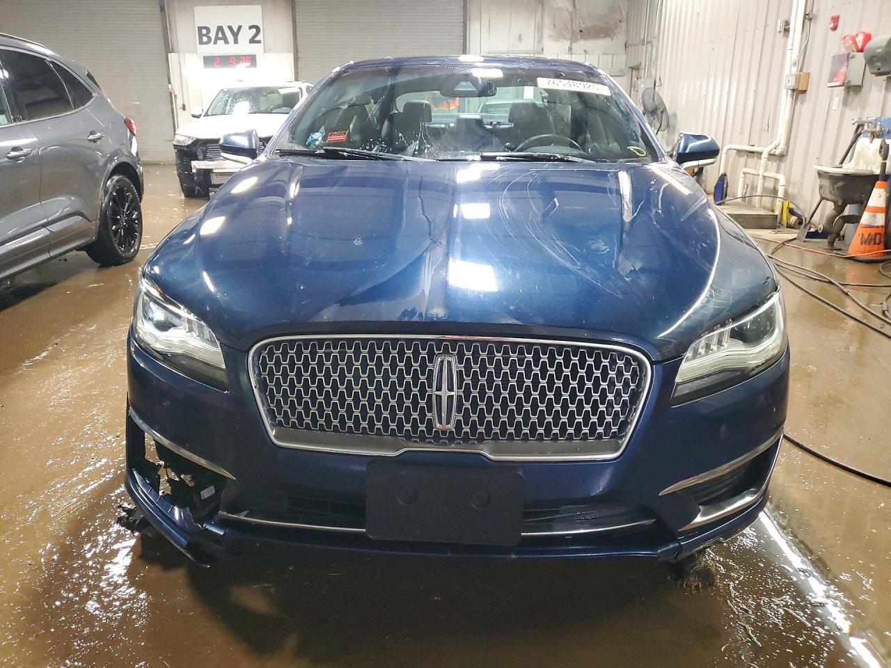2017 LINCOLN MKZ