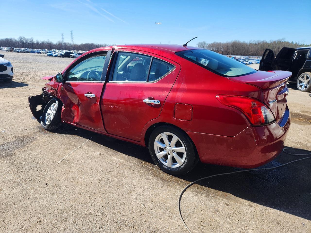 2014 NISSAN VERSA