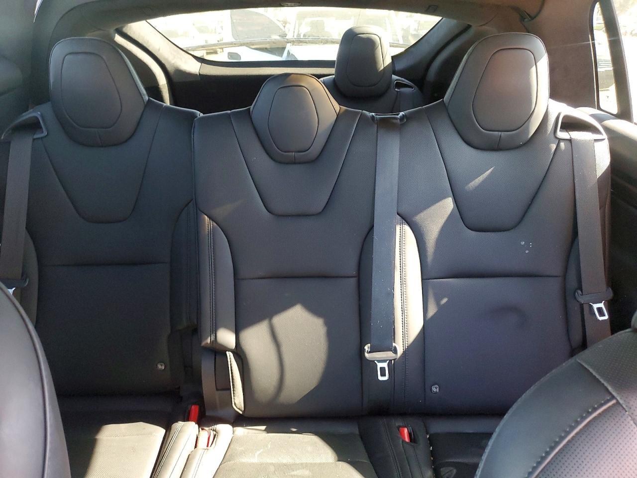 2026 TESLA MODEL X