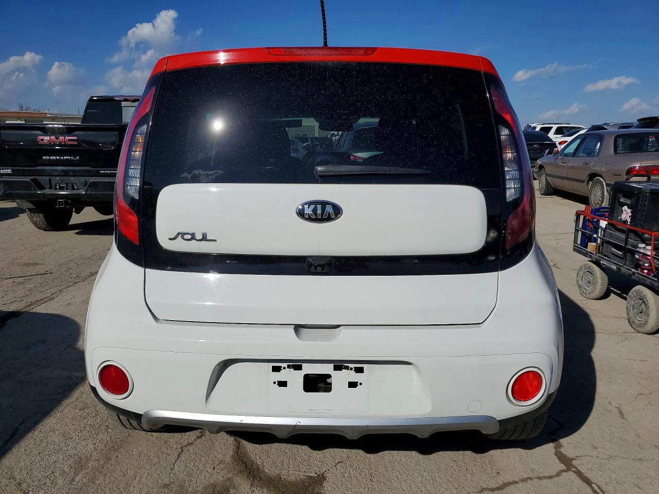 2017 KIA SOUL