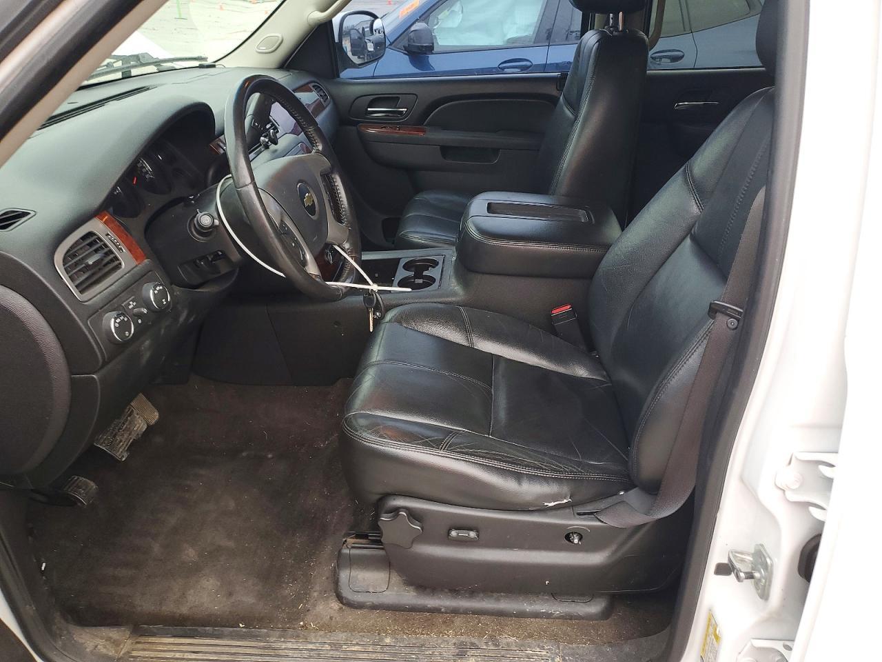 2011 CHEVROLET Tahoe