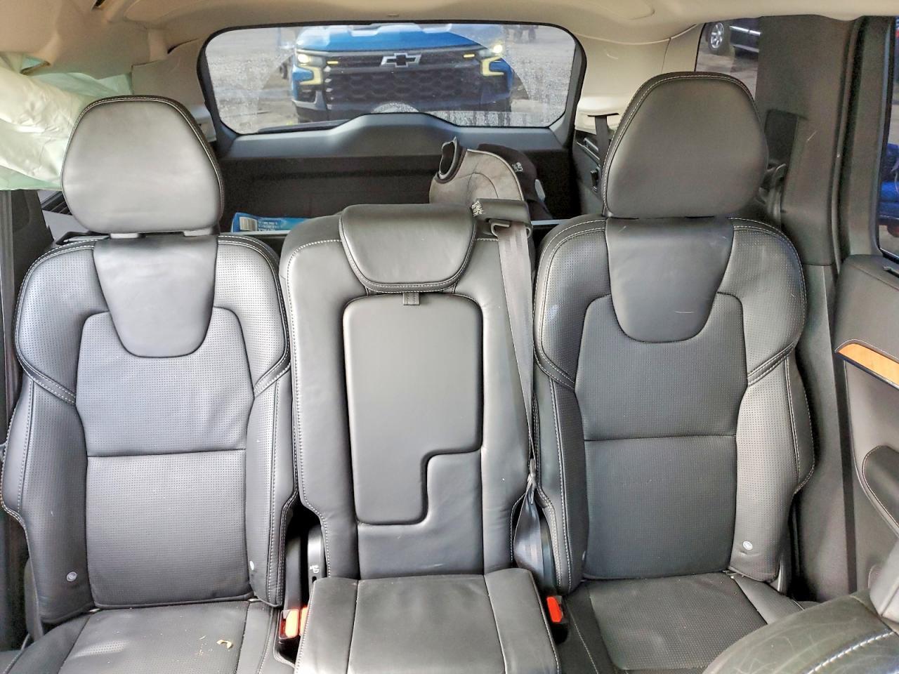 2020 VOLVO XC90
