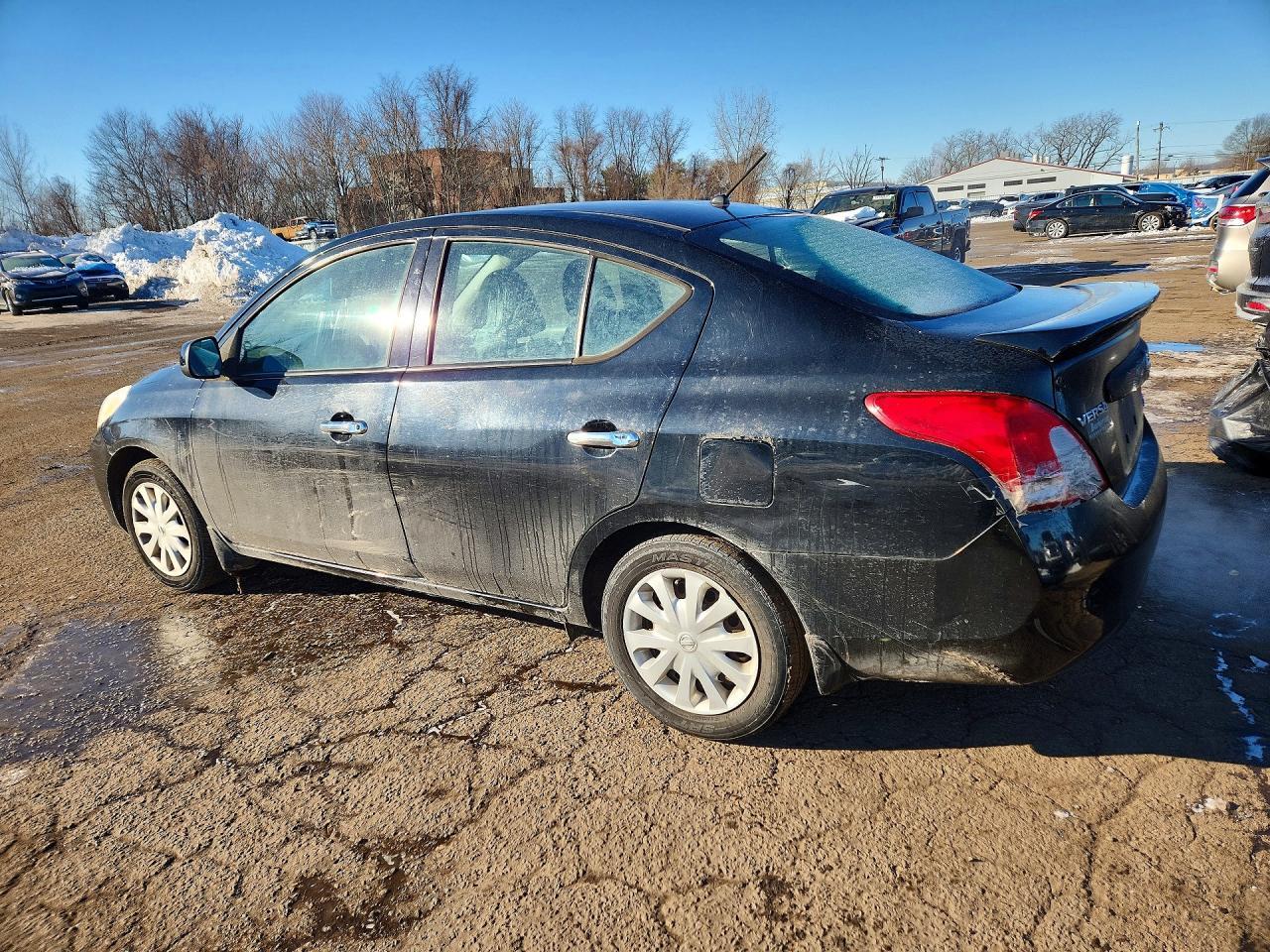 2014 NISSAN VERSA