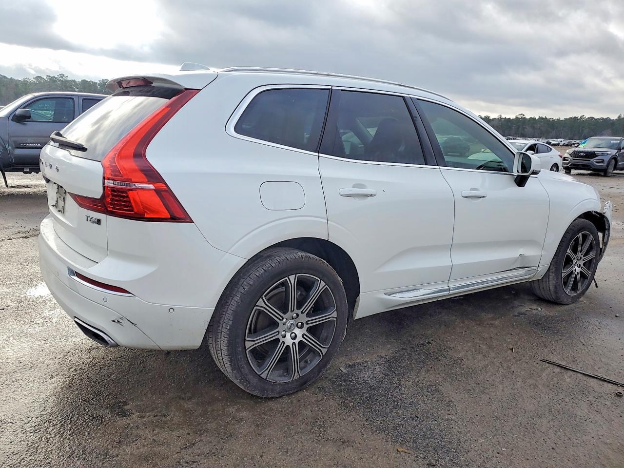 2018 VOLVO XC60