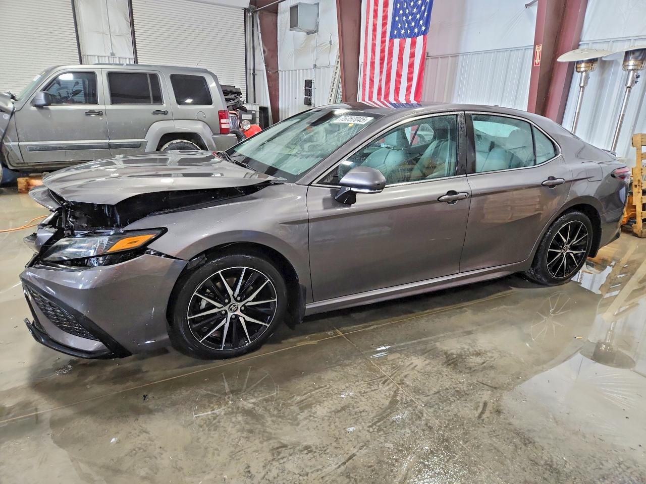 2022 TOYOTA CAMRY