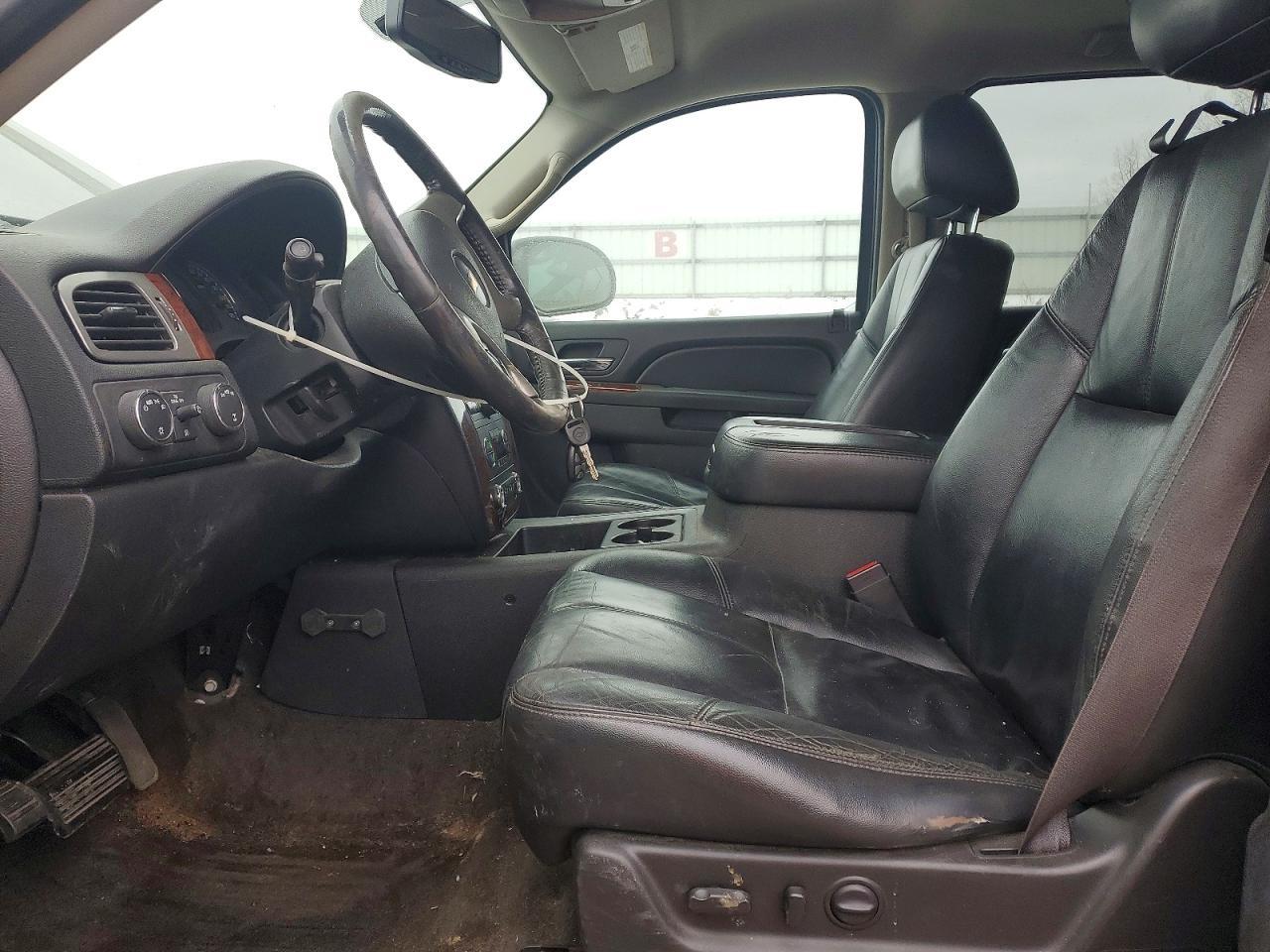 2012 CHEVROLET Suburban