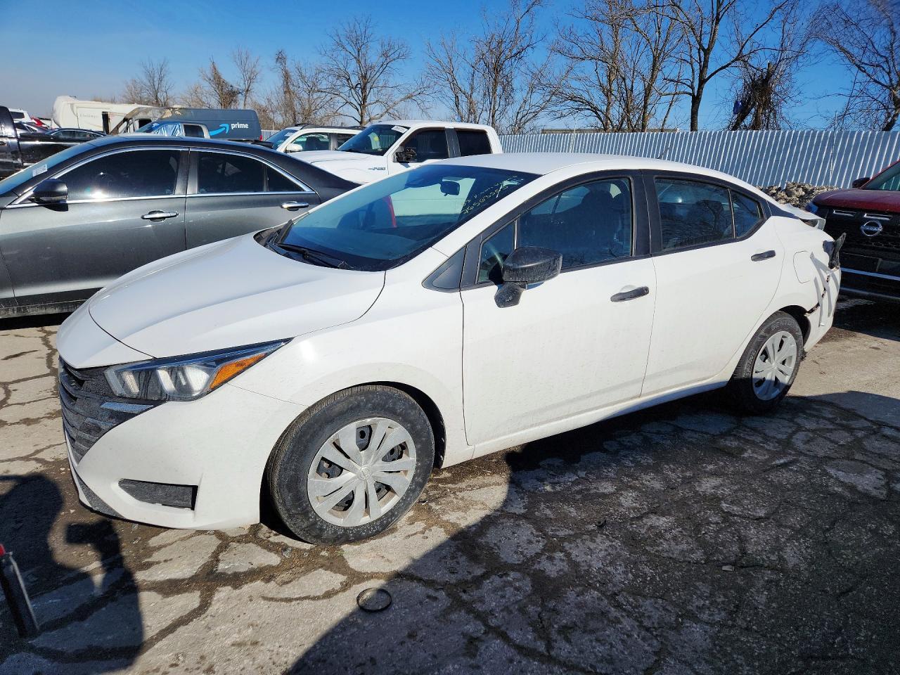 2023 NISSAN VERSA