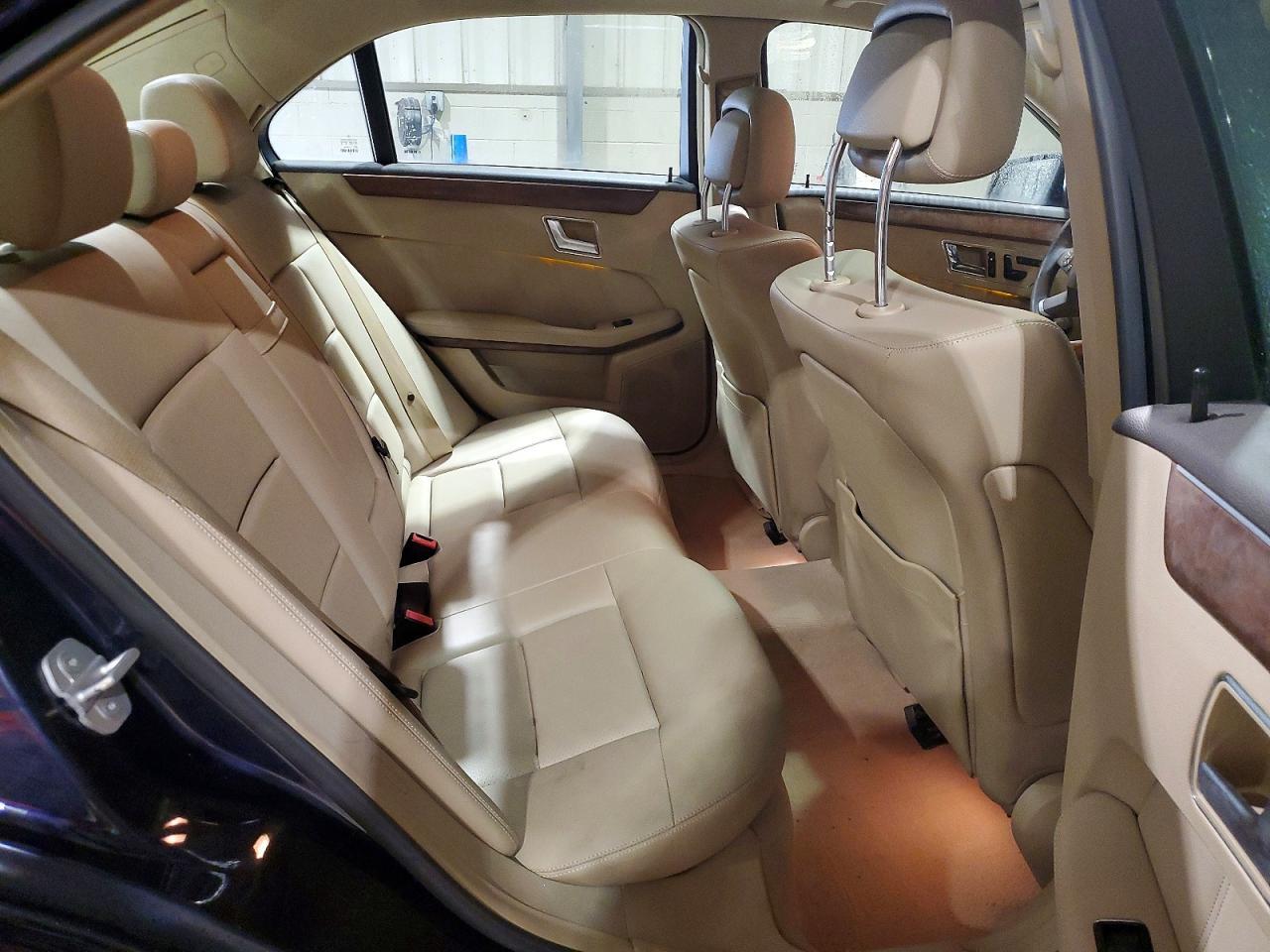 2010 MERCEDES-BENZ E-Class