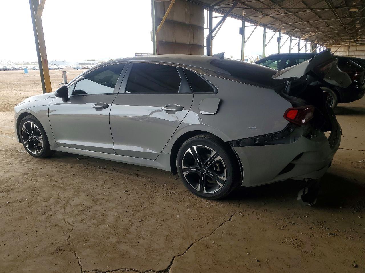 2023 KIA K5