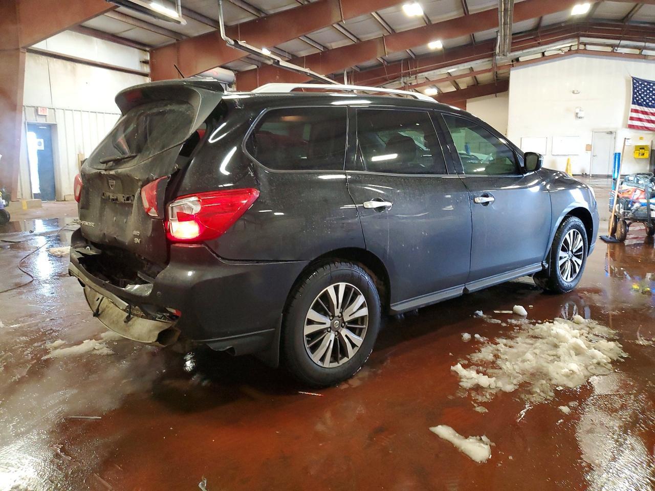 2017 NISSAN PATHFINDER
