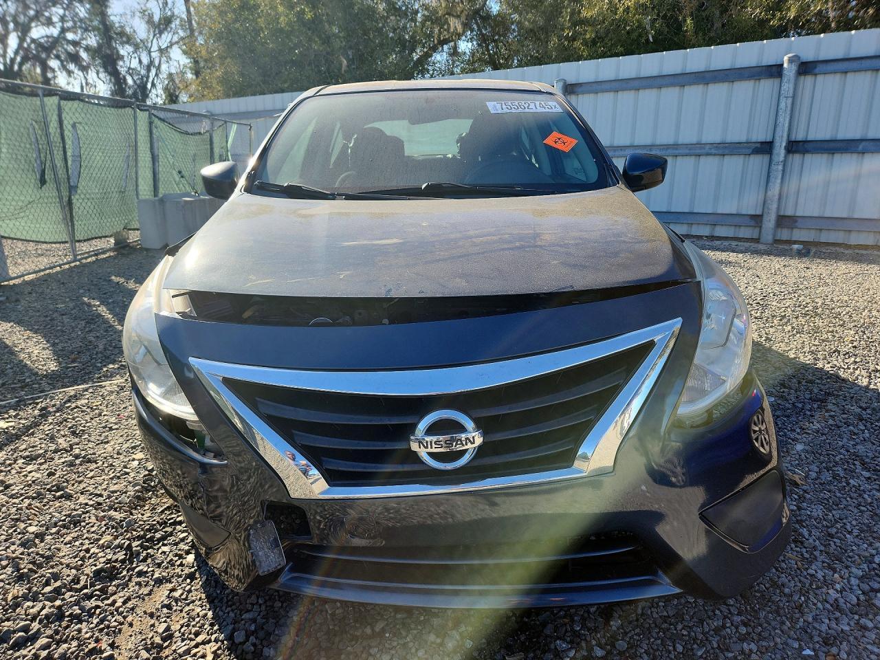 2017 NISSAN VERSA