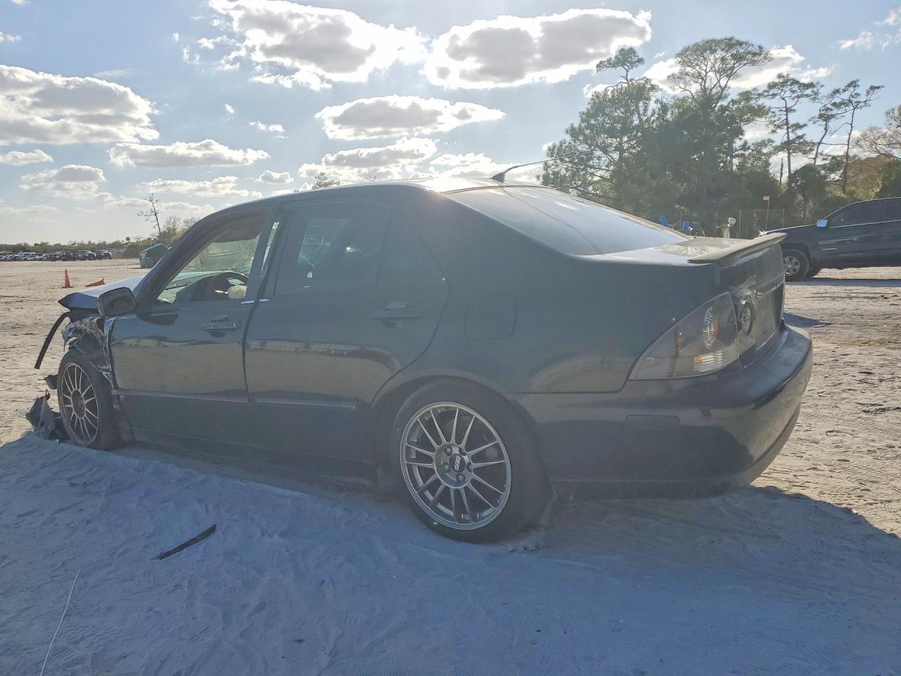 2005 LEXUS IS 300