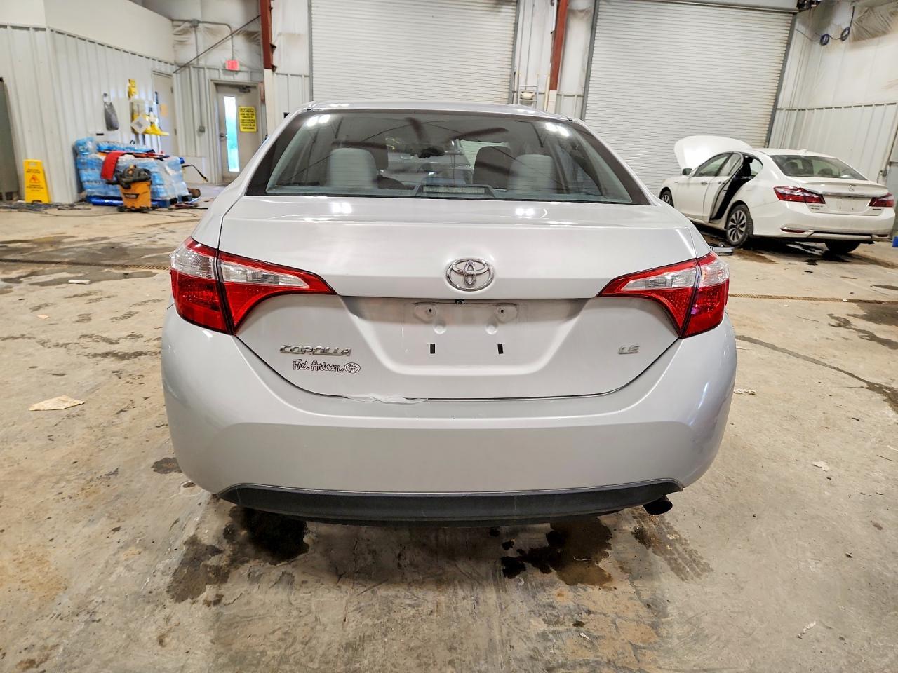 2016 TOYOTA COROLLA