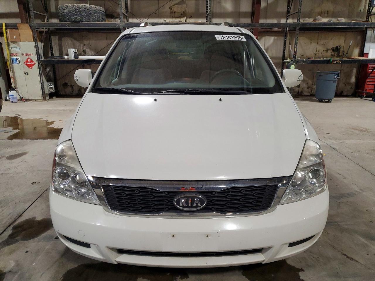 2012 KIA SEDONA
