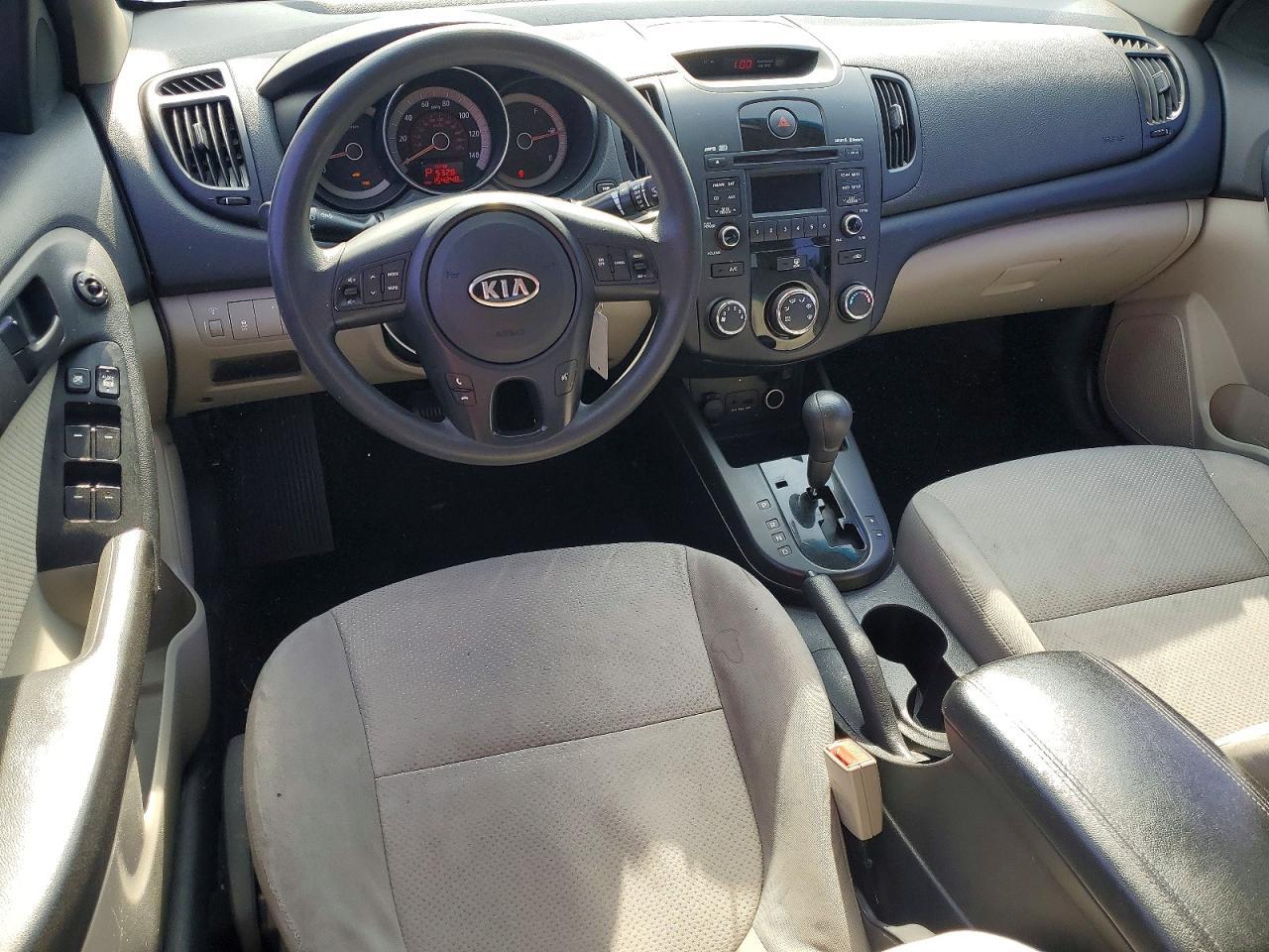 2010 KIA FORTE