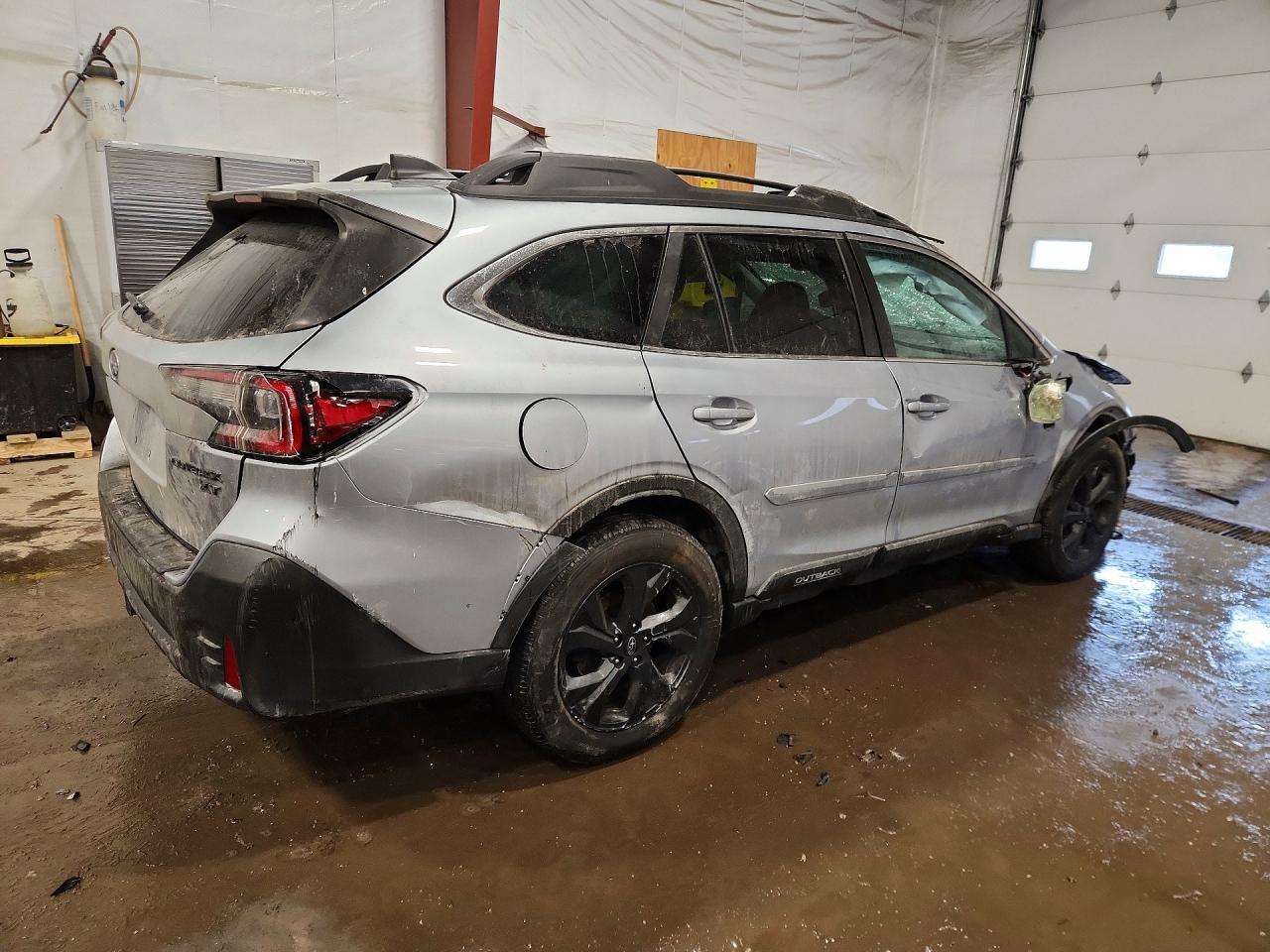 2022 SUBARU Outback