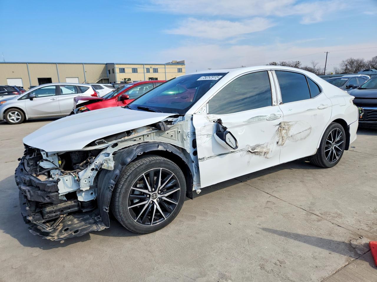 2022 TOYOTA CAMRY