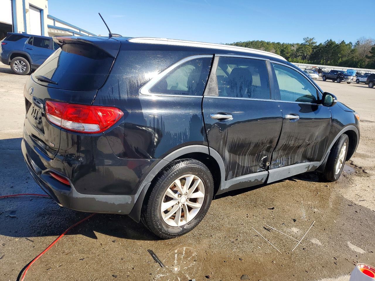 2016 KIA SORENTO