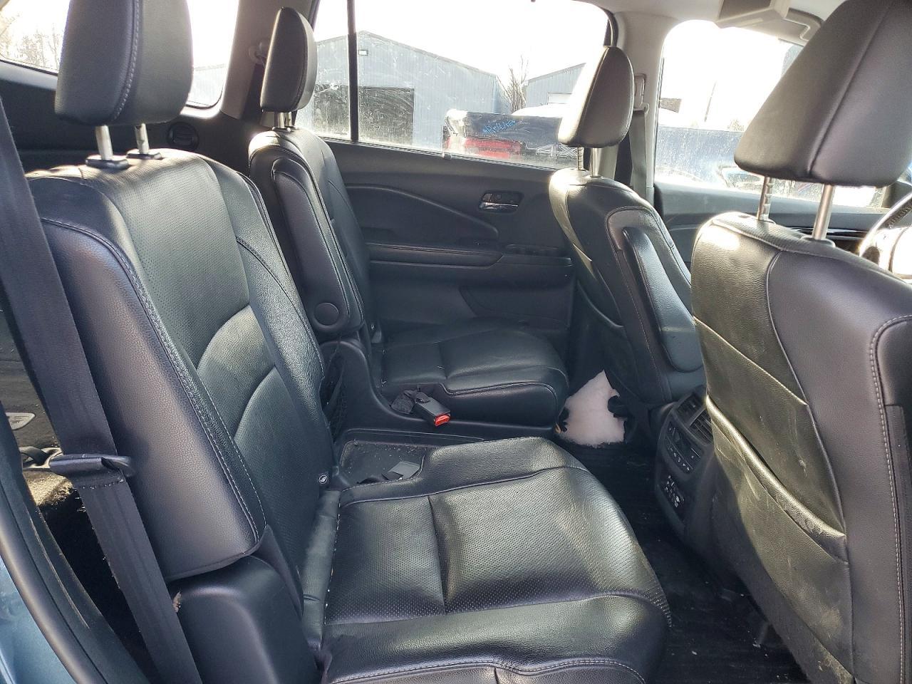 2016 HONDA PILOT