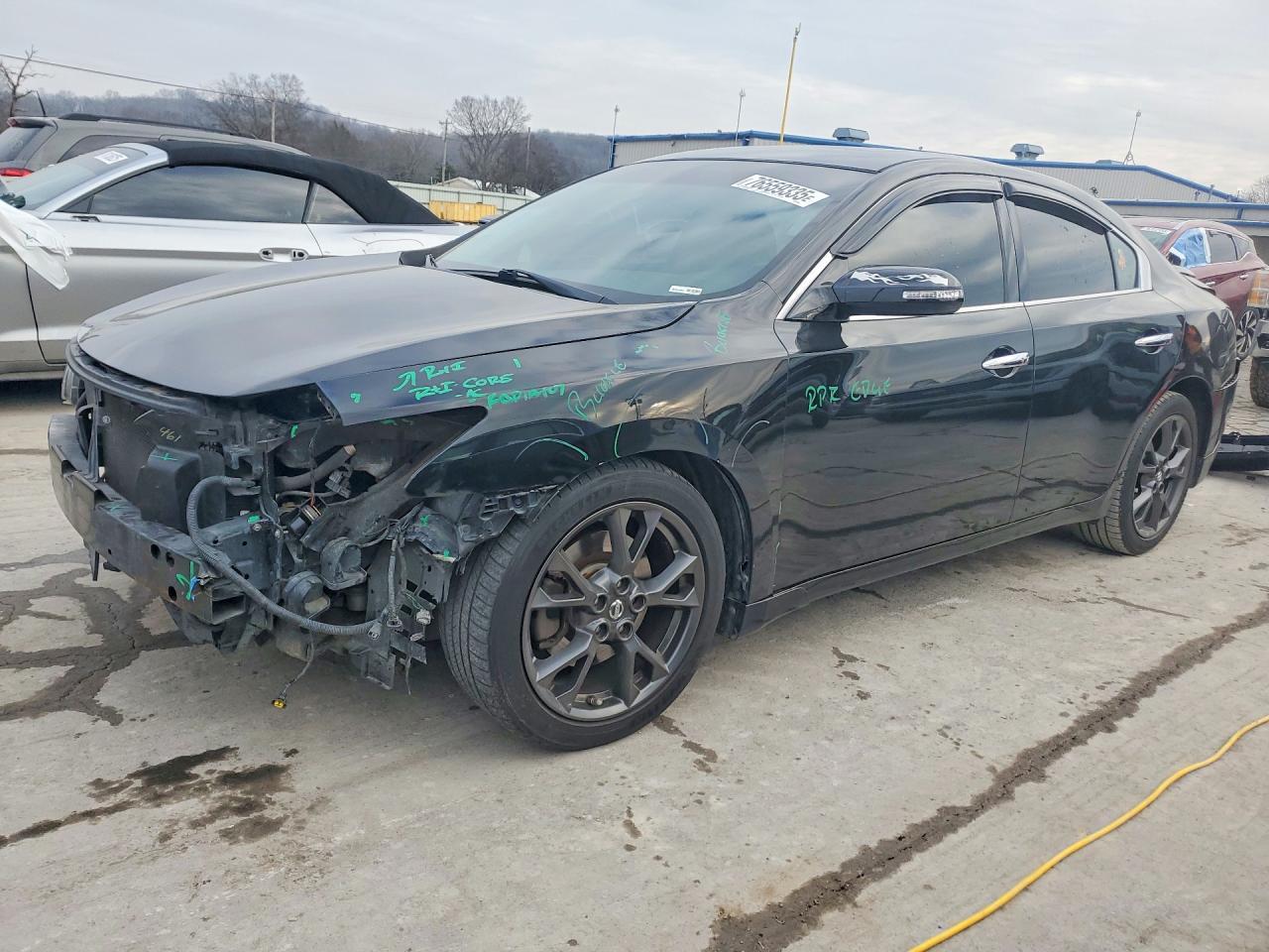 2014 NISSAN Maxima