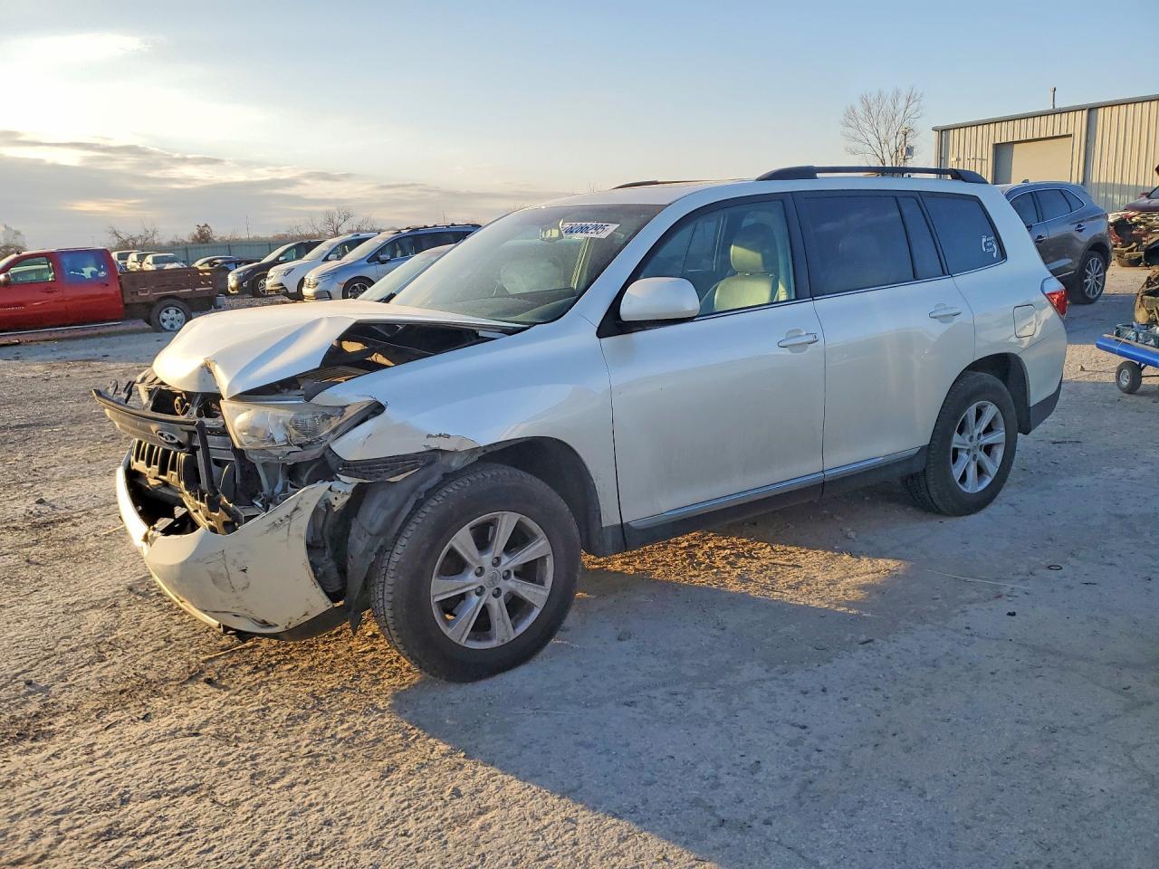 2013 TOYOTA HIGHLANDER