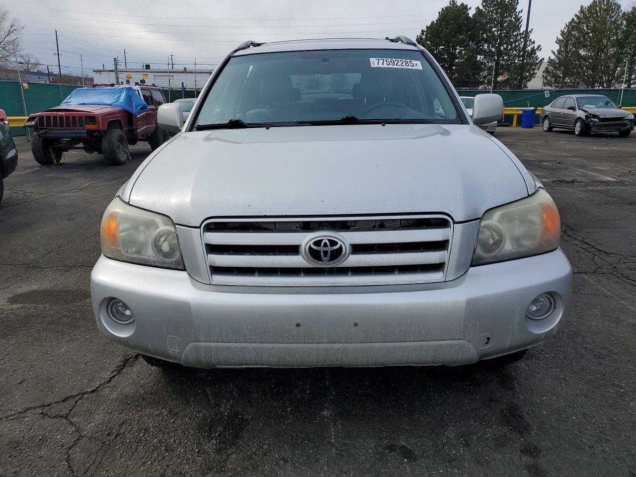 2006 TOYOTA HIGHLANDER