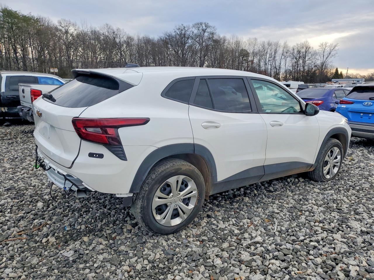 2025 CHEVROLET TRAX