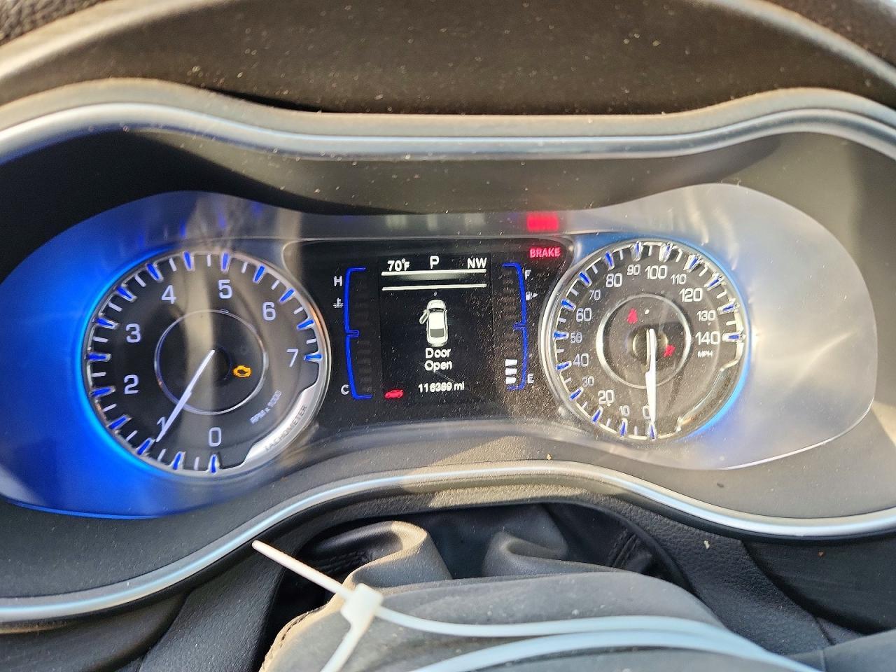 2015 CHRYSLER 200