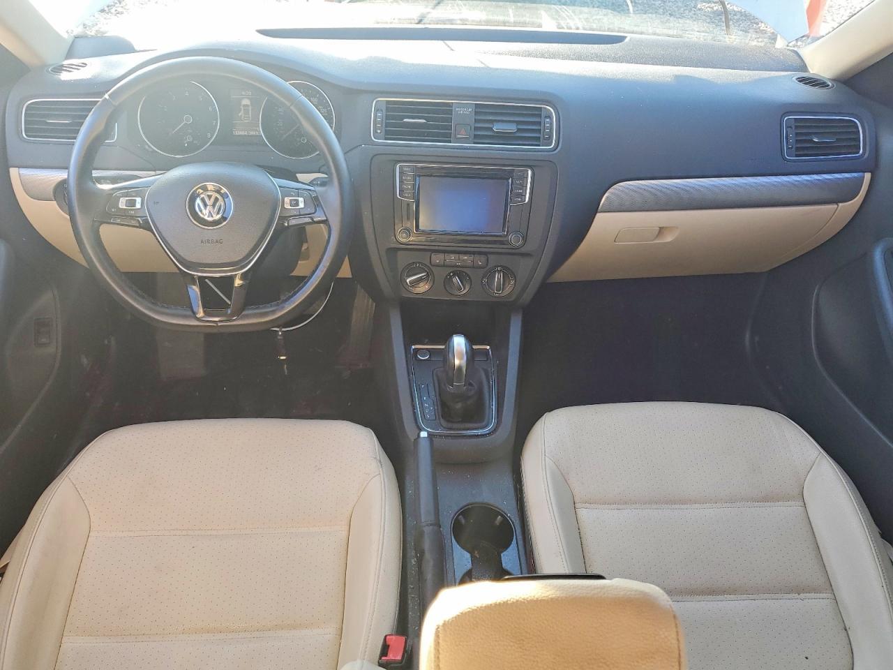 2017 VOLKSWAGEN JETTA