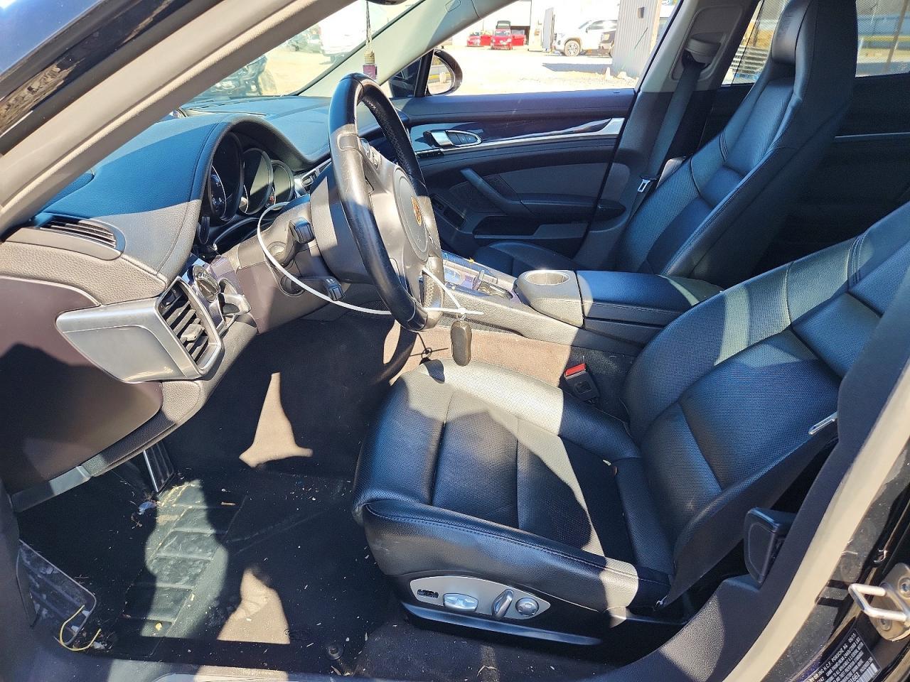 2016 PORSCHE Panamera