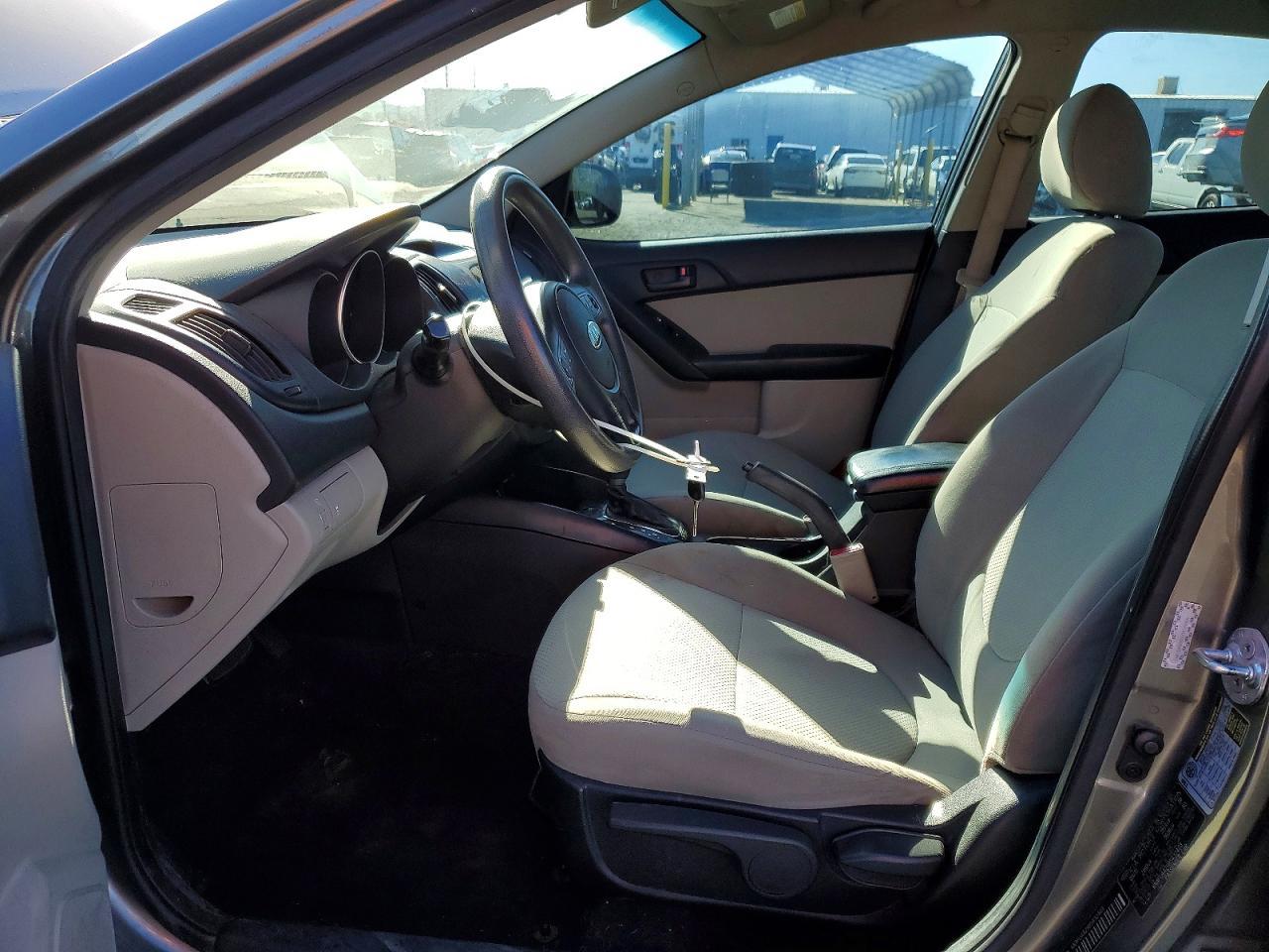 2011 KIA FORTE