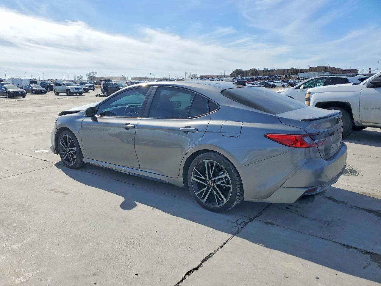 2025 TOYOTA CAMRY