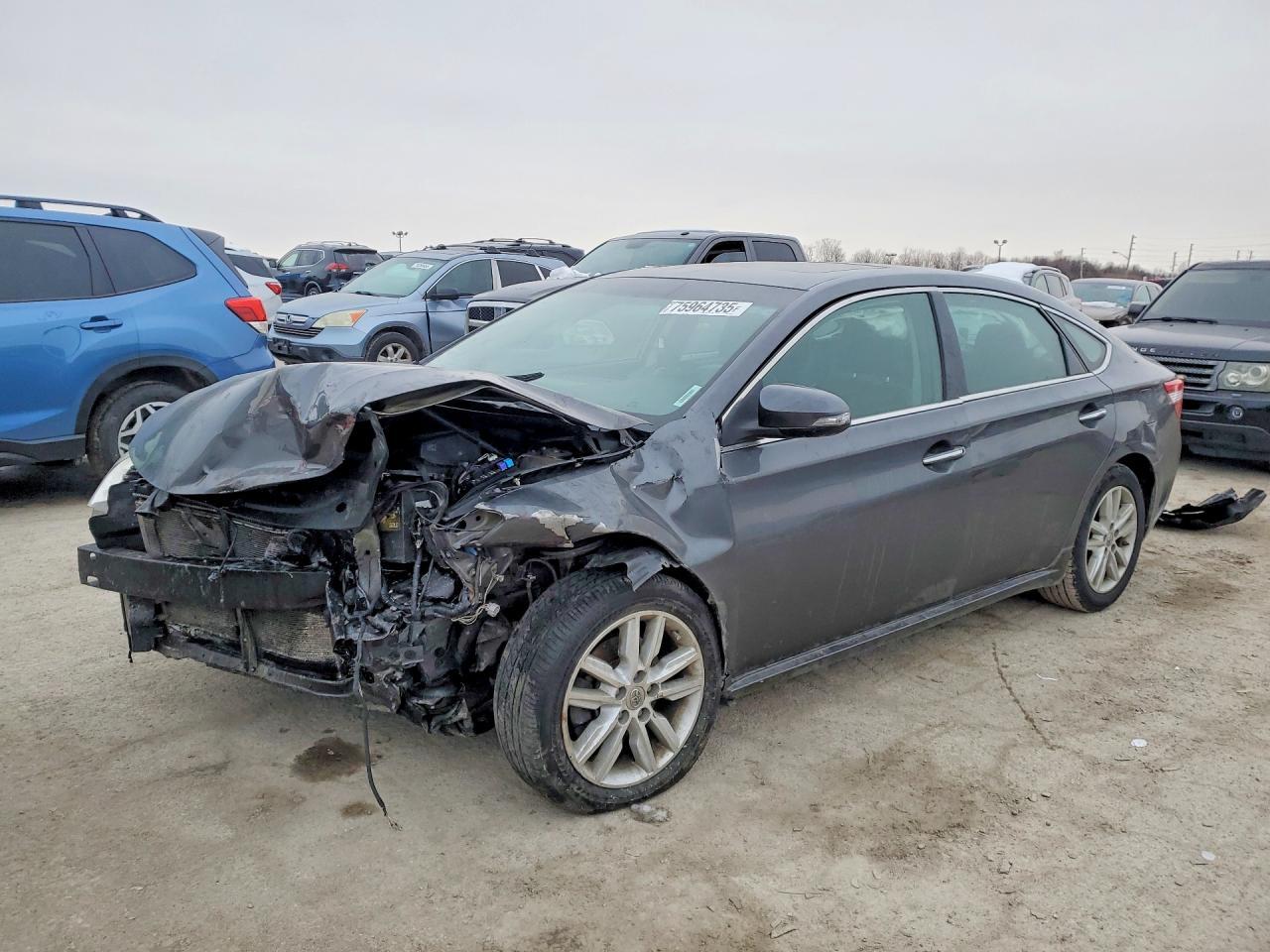 2013 TOYOTA Avalon