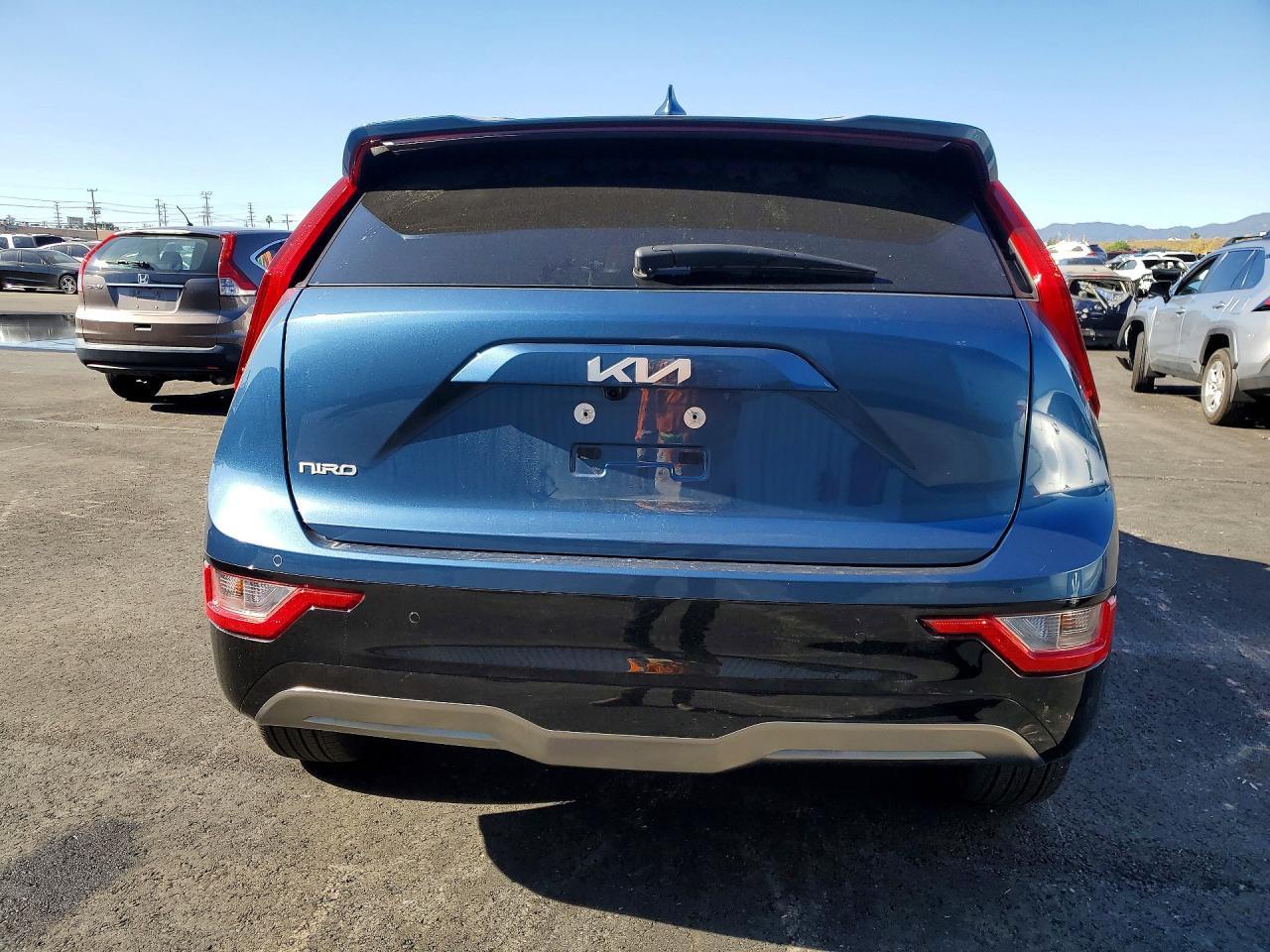 2025 KIA Niro