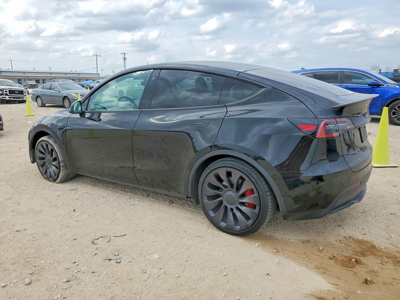 2022 TESLA MODEL Y