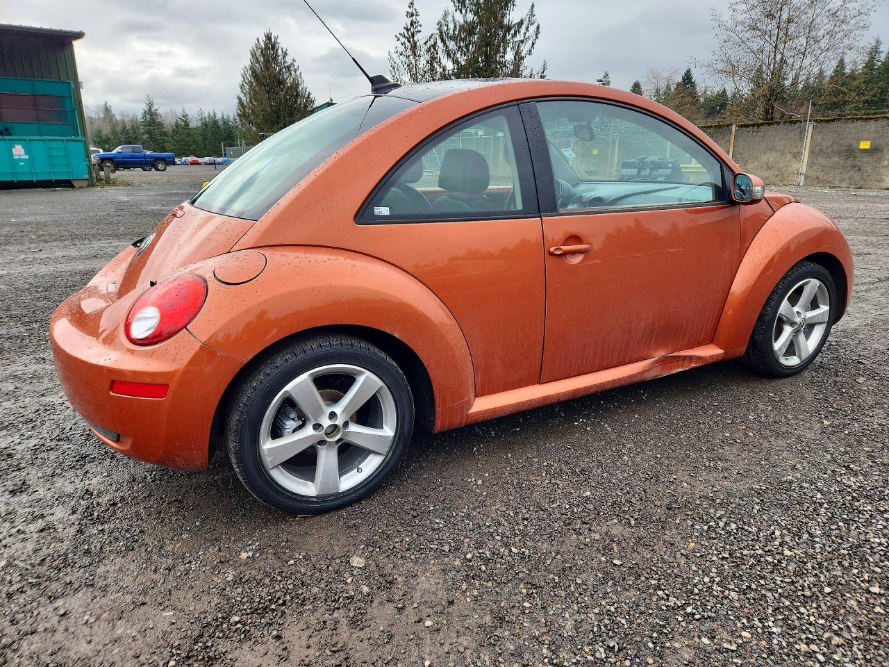 2010 VOLKSWAGEN Beetle
